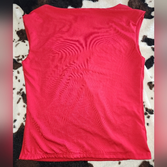 Live In The Moment Red Top - Picture 2 of 3